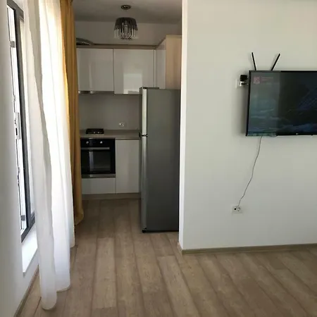 Lake View Terrace Apartman