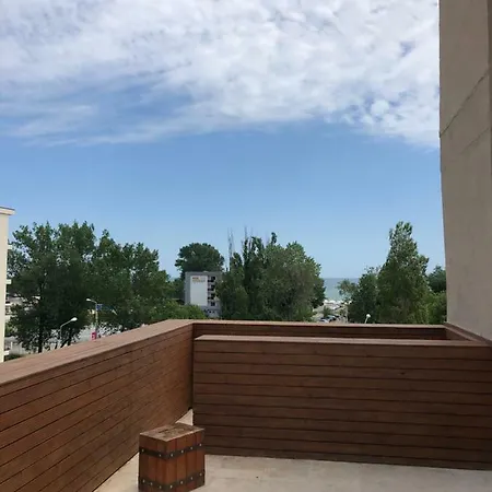 Lake View Terrace דירה *